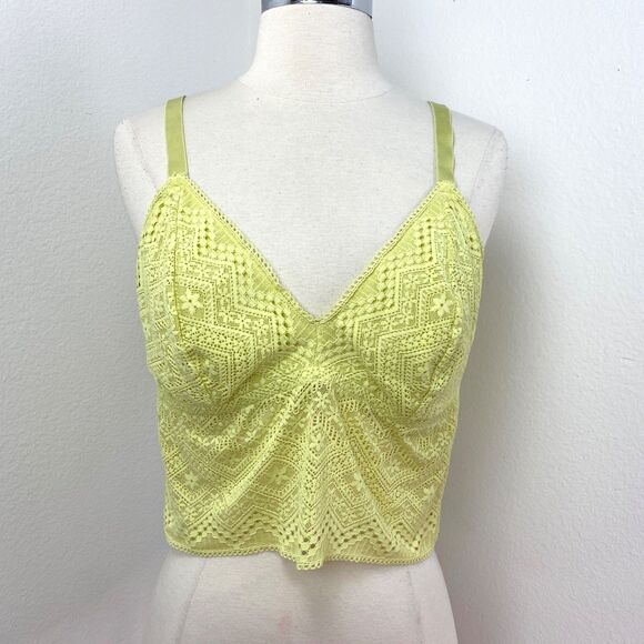 Lot Five XLarge Bras One Puma Tank Top Red Pink Yellow Lavender Auden White H&M - Picture 8 of 13